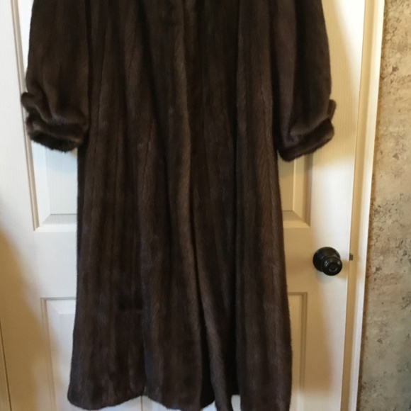 Womens Gorgeous Full Length Mink Coat Size 14 - Picture 2 of 8